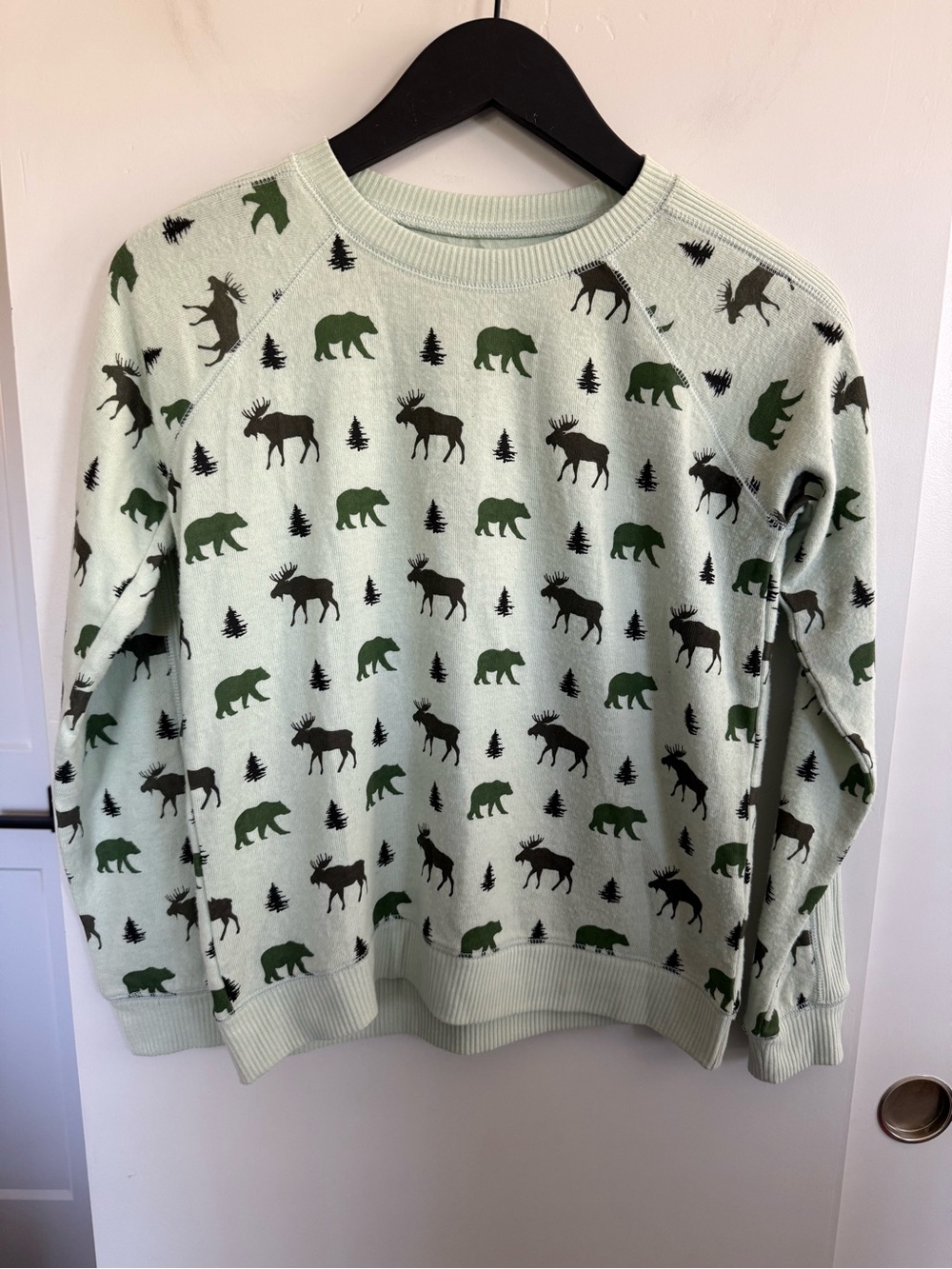 NWOT Chaser Woodland Print Raglan Sweatshirt Size 14